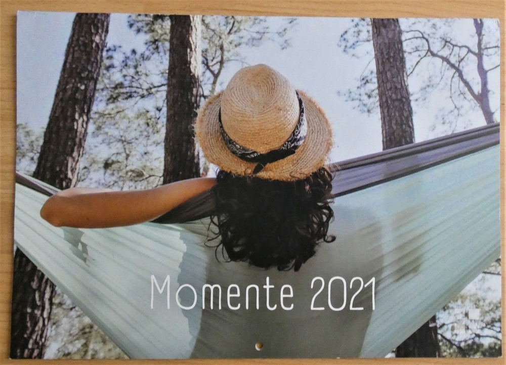 Momente 2021 / Kalender / Stiftung Marburger Medien
