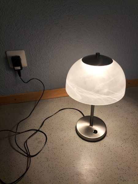 Tischlampe mit LED