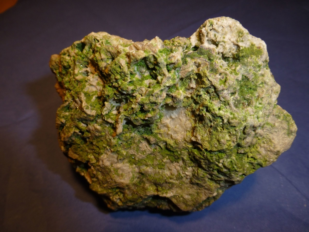 Grüner Calcit - Mineralien - Rohstein