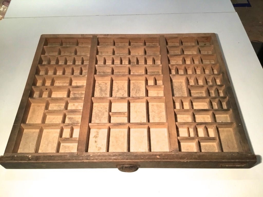 Setzkasten-Schublade aus Holz, alt