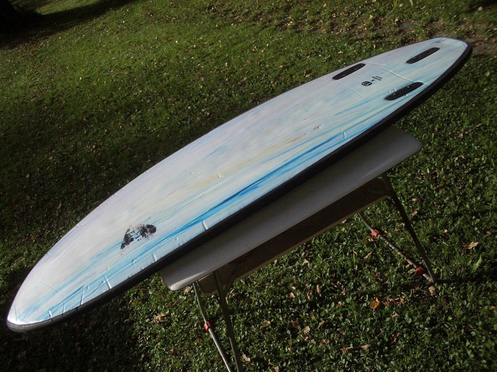 Surfboard in softec Bauweise x something special 5 7 170cm x 52cm x 6cm.