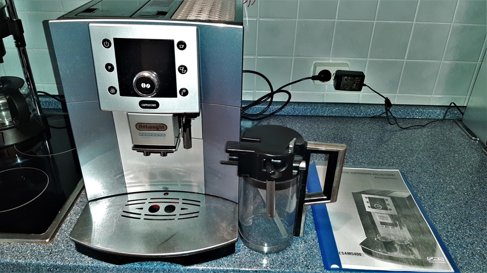 Kaffeevollautomat De``Longhi ESAM 5400