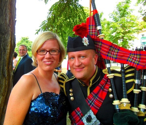 DUDELSACKSPIELER 0176-50647666 PIPER SACKPFEIFER KILT PARTY BERLIN
