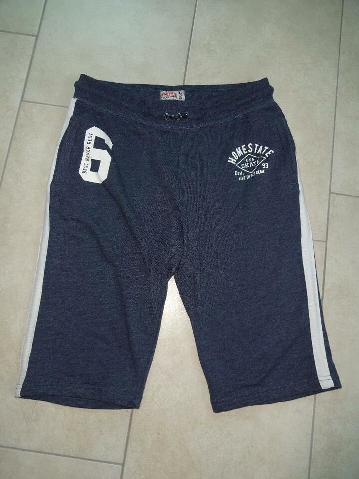 Bermuda-Shorts für Jungs zu verkaufen *Größe 182* (ungetragen)