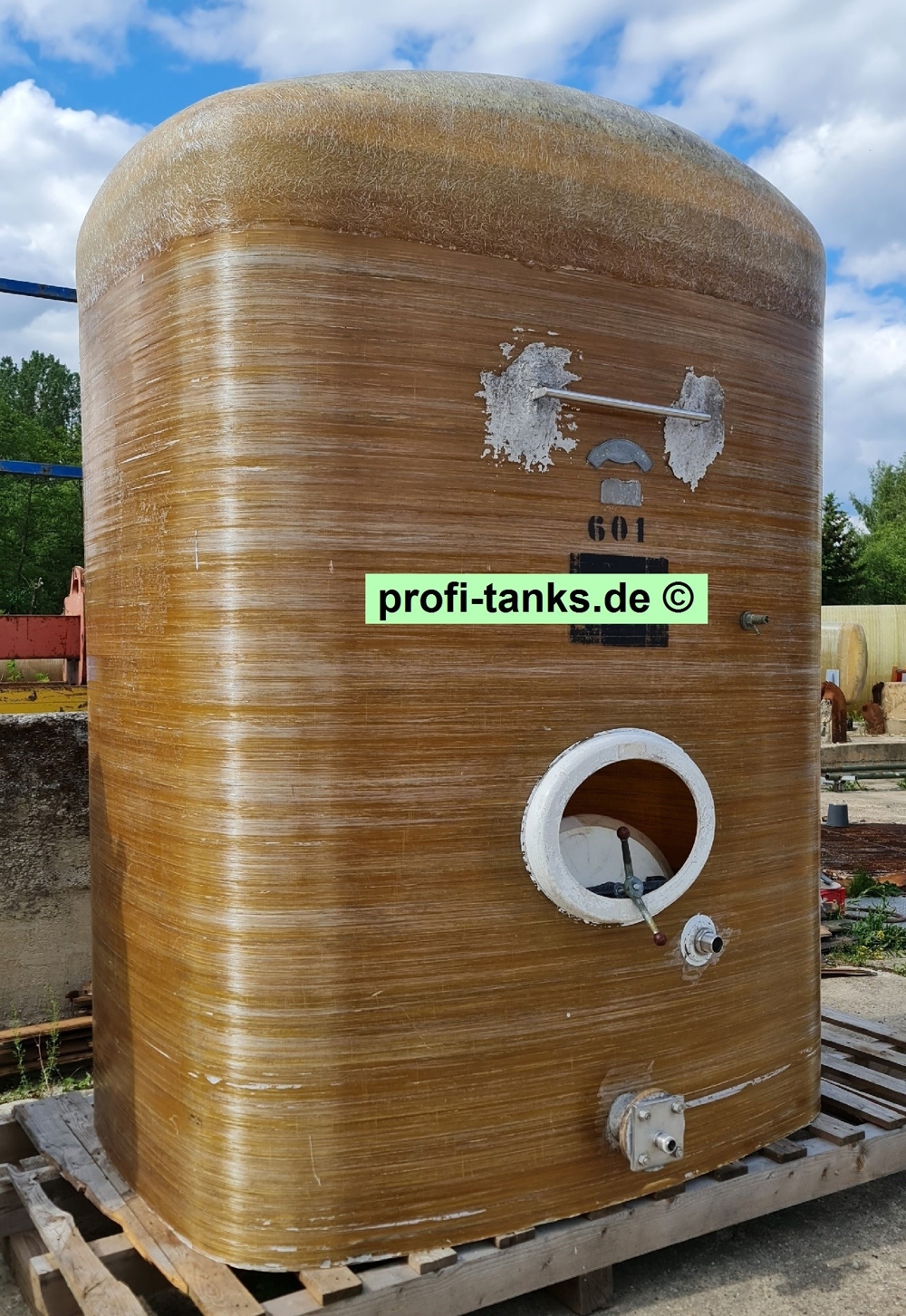 P78 gebrauchter 7000 L Polyestertank GFK-Tank Staffelstein Wassertank Rapsöltank Flüssigfuttertank