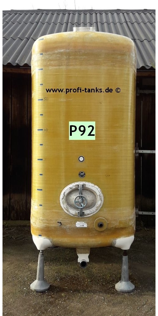 P92 gebrauchter 7.000 L Polyestertank GFK Juno-Tank Wassertank Regenauffangtank Flüssigfuttertank