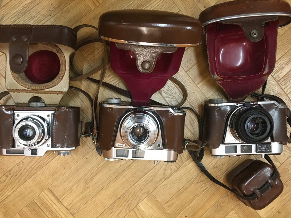 3 alte Fotoapparate 90 euro alle
