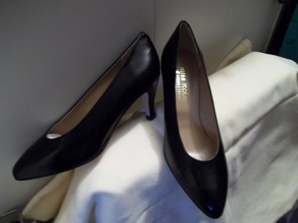 Damen-Schuhe *Miss Italia* Design Fashion Made in Italia; schwarz *NEU* Größe 38; OVP 119.-EUR