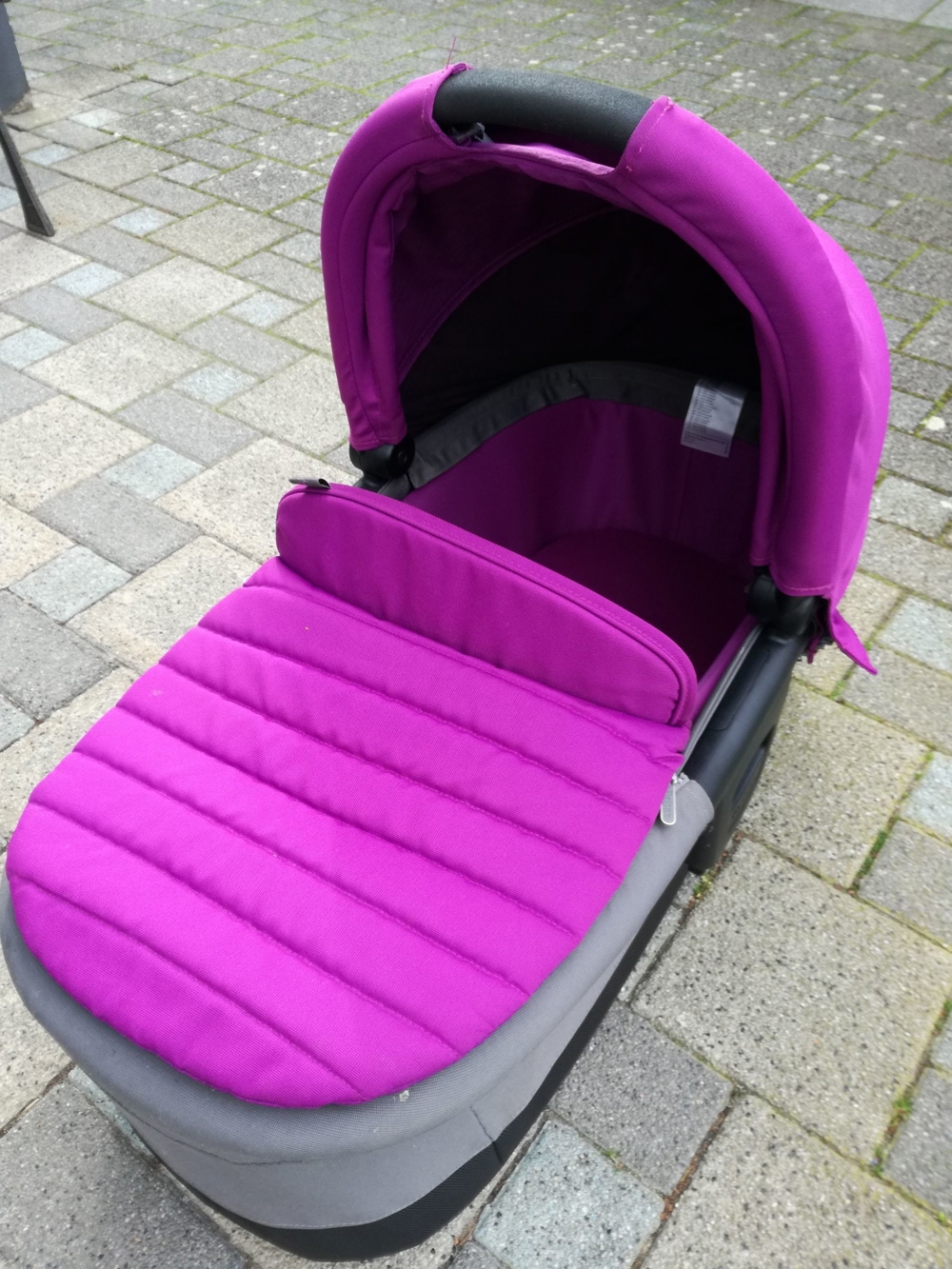Kinderwagen - Britax Affinity Farbe Lila Optional mit Gestell und Buggy