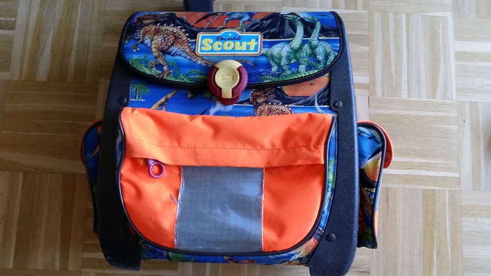 Schulranzenset Scout: Ranzen Federmappe Schlampermäppchen,Sporttasche,Brotdose,Geldumhängebeutel-neu