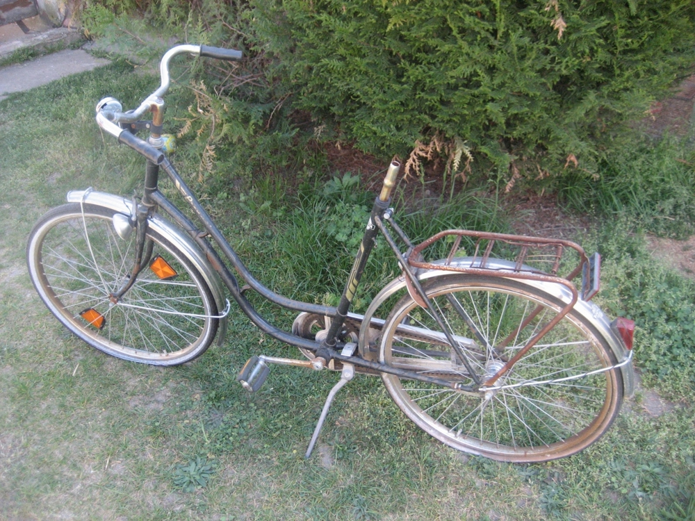 Oldtimer Damen-Fahrrad Damen-Rad aus den 50er Jahren Marke Brennabor