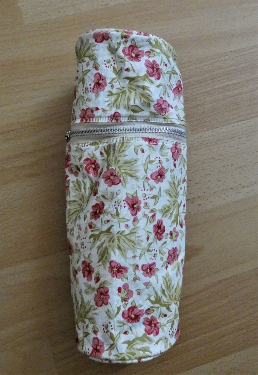 Plastikhülle / Etui / Flaschenhülle ca. 22 cm hoch mit Reißverschluß