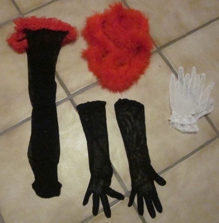 Faschings-Zubehör: Netz-Strapse + Netz-Strumpfhose + Handschuhe+ Federboa