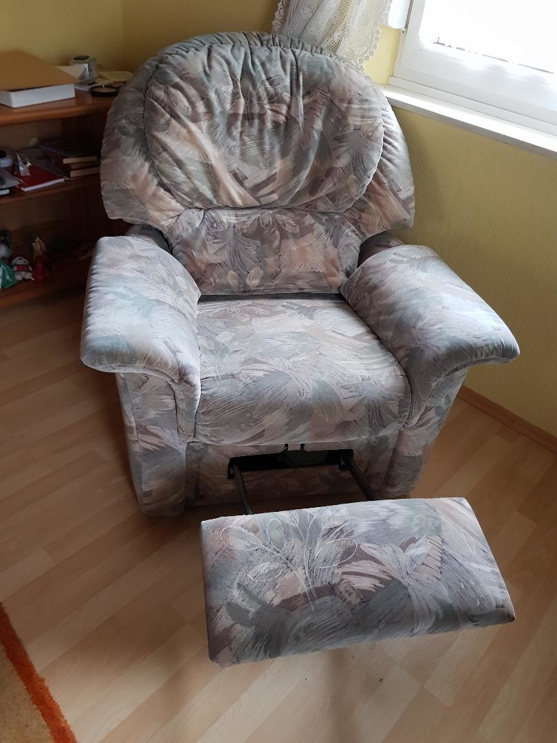 Relax-Sessel mit Liegefunktion   