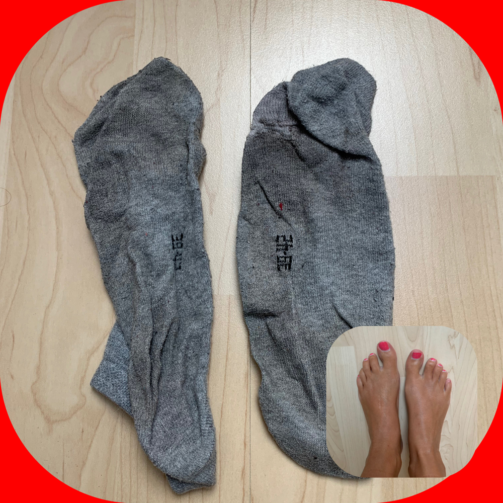 meine duften getragenen grauen Sneaker Socken