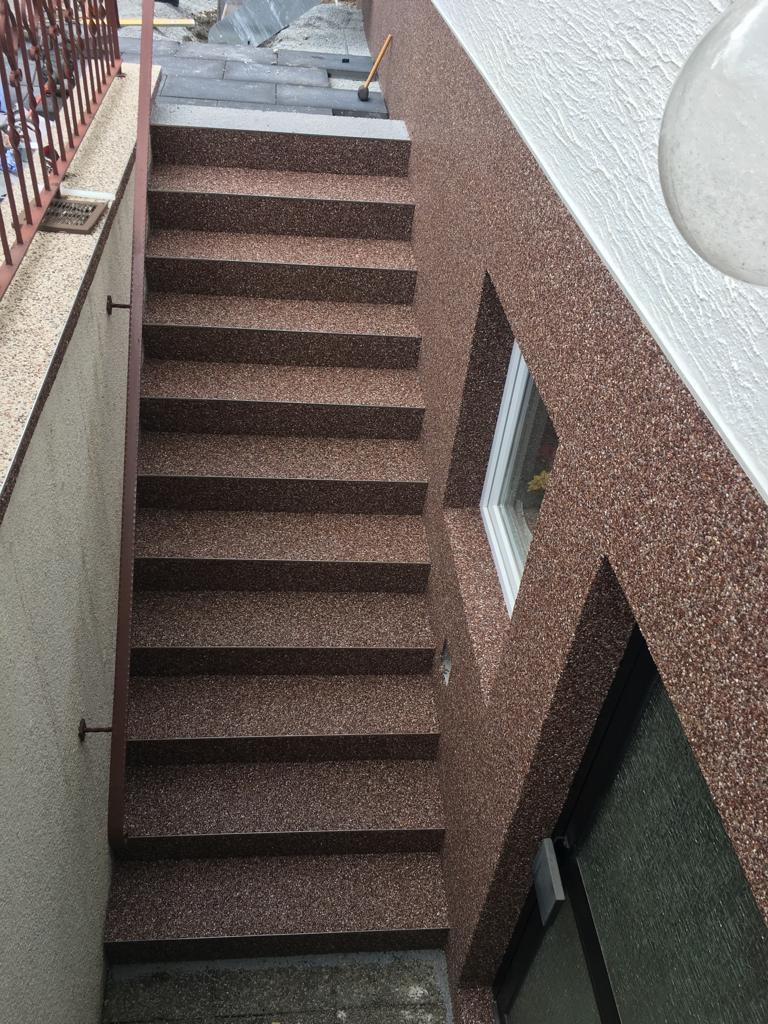 Steinteppich für Ihre Treppen,Terrasse,Balkone,Badezimmer...