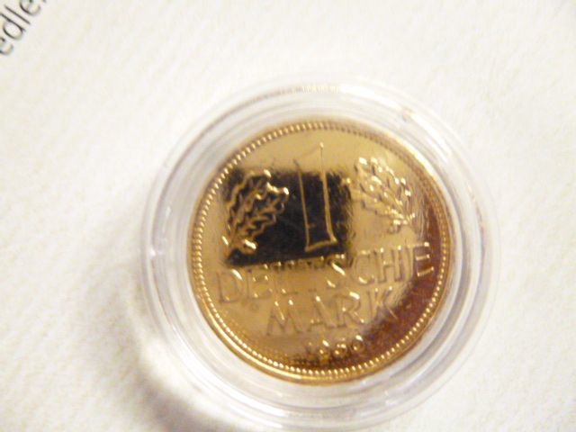 1 DM Münze m 24 Karat Goldauflage / Gedenkprägung 3. Okt. 1990 vergoldet / 1 DM (G)