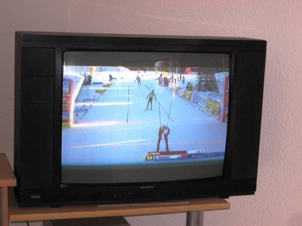 Fernseher 70cm, Universum DIGILINE