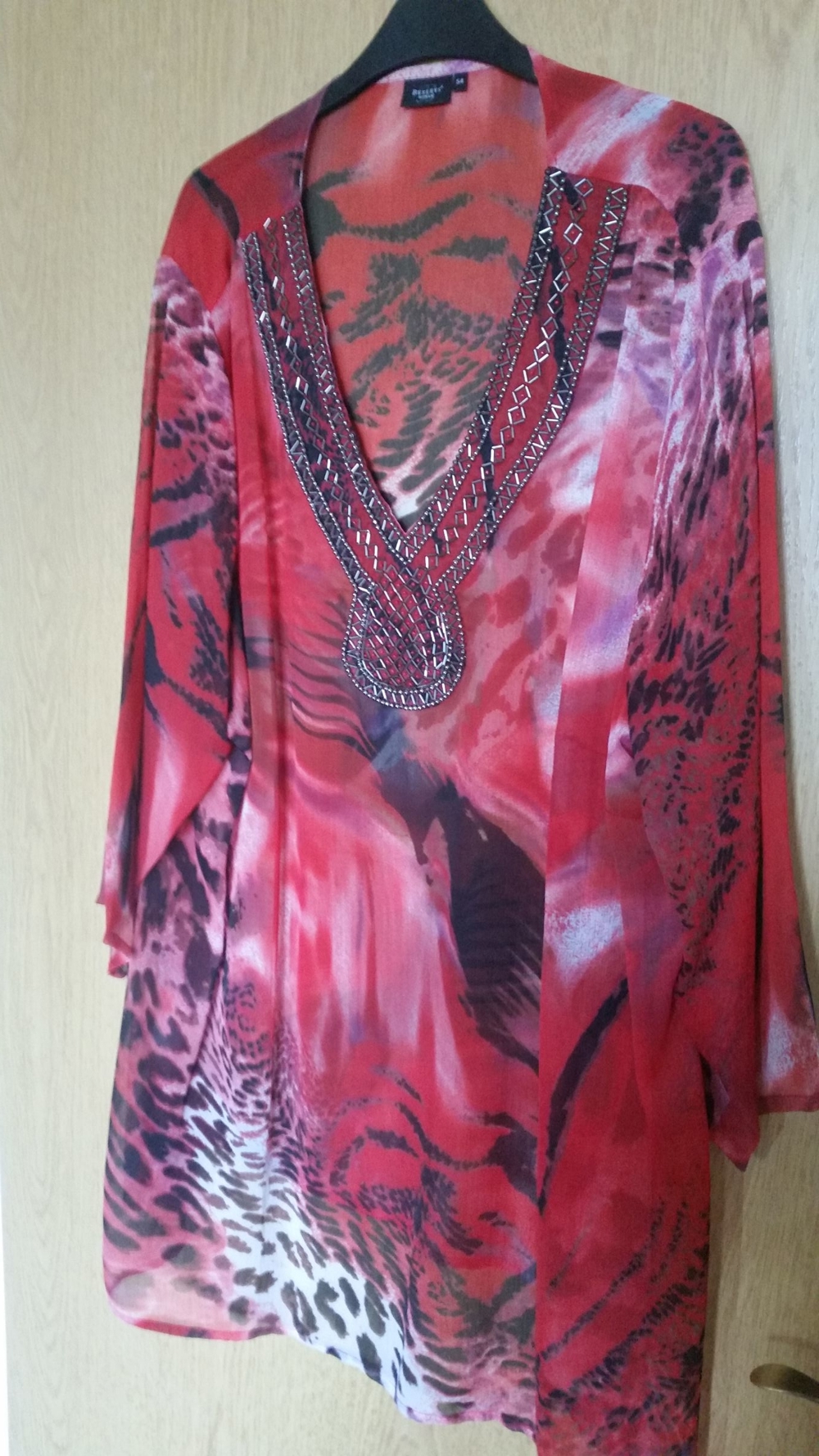 2 Tuniken, 54, Bexleys