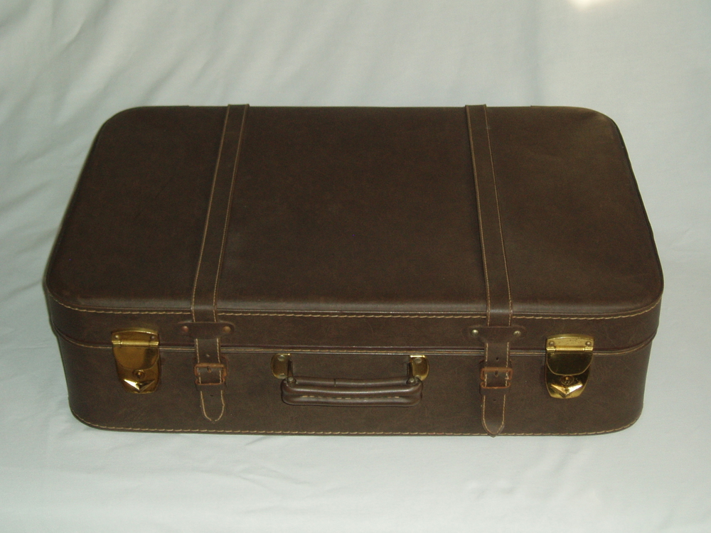 Koffer aus Leder von 1962, umbra-braun, knapp 47,8 l Nutzvolumen