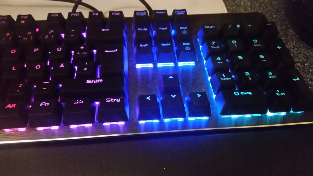 GAMING Keyboard SGK 3 A1 mit Regenbogen-Effekt, SilverCrest