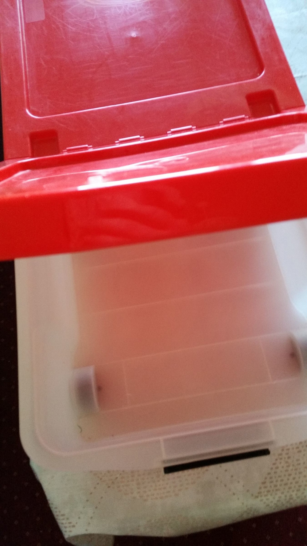 Rollbox mit Klappdeckel