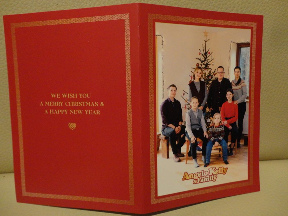 Angelo Kelly Family Weihnachtskarte handgeschrieben Merry Christmas mit Unterschrift
