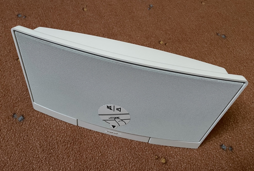 Bose Lifestyle Roommate Multiroom-Lautsprecher weiß mit original Fernbedienung RC18S2-40