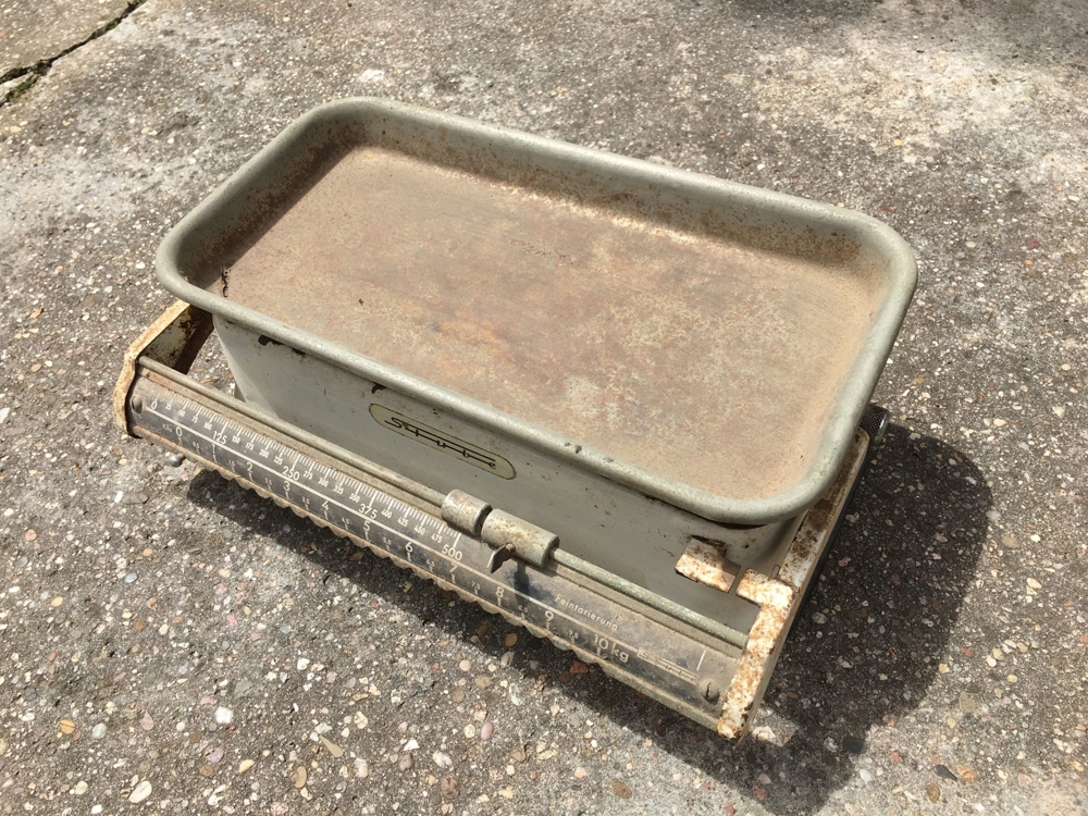 Vintage Küchenwaage STUBE Waage Retro alt analog Waage Vintage Küchenwaage STUBE Waage Retro alt analog Waage