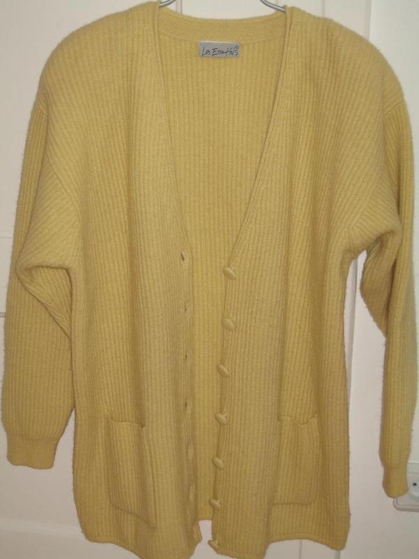 Sonnengelbe Damen-Strickjacke, Gr. 40/42