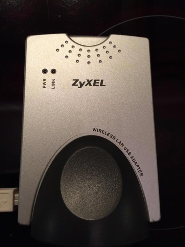 W-Lan USB Adapter Zyxel