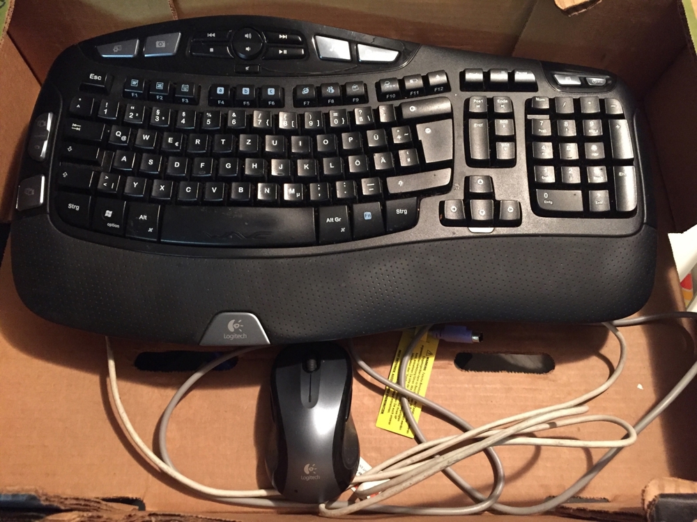 Tastaturen für PC , USB und PS 2 z. T. neu