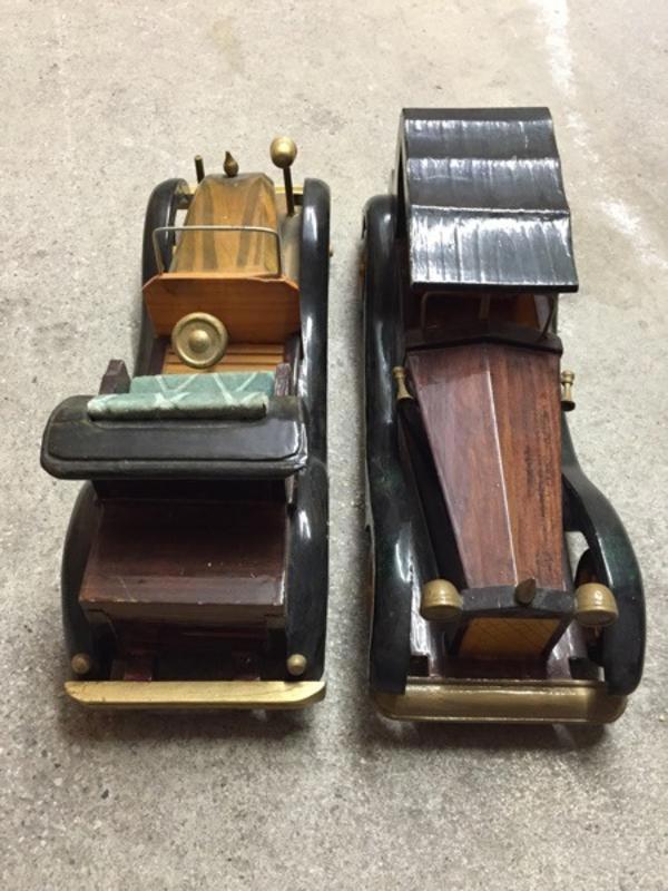Modellautos Holz Oldtimer, 2 Stück, DEKO