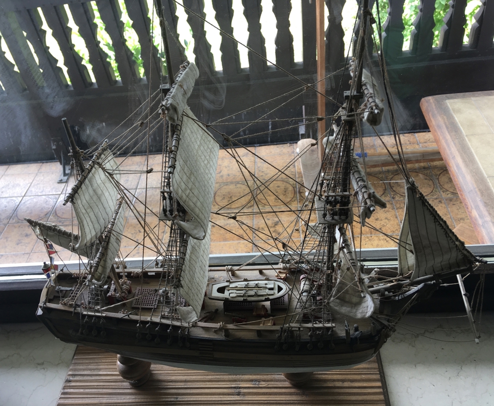 BOUNTY - historisches Segelschiff (maßstabgetreu)