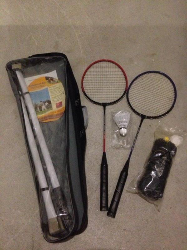 Badminton Federball Sets 2 x komplett , 5 Aluschläger , Ball ,Netz