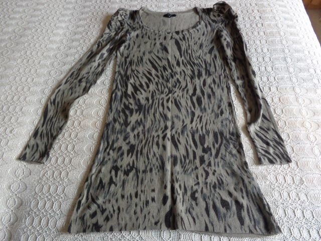 Feinstrickpullover, Longpullover, Gr. XS bzw ca. Gr. 34, Amisu, khaki
