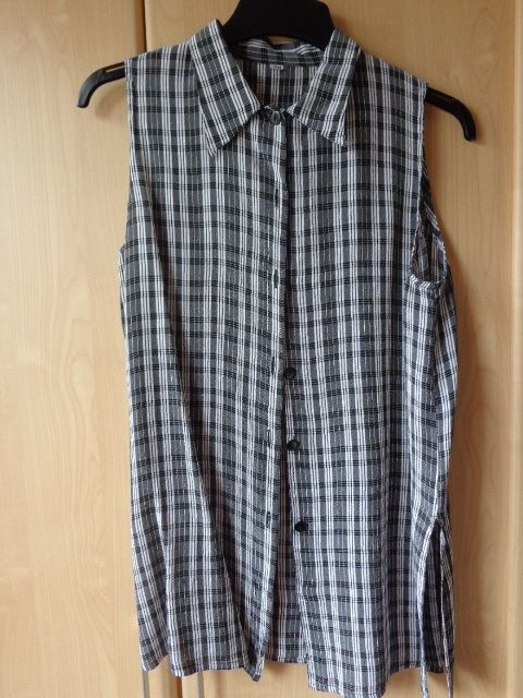 Vintage Bluse ärmellos, lange Form, Gr. 36/38 bzw. ca. Gr. S/M, schwarz/weiß