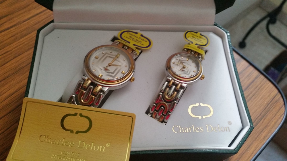 neue Partner Uhren von Charles Delon