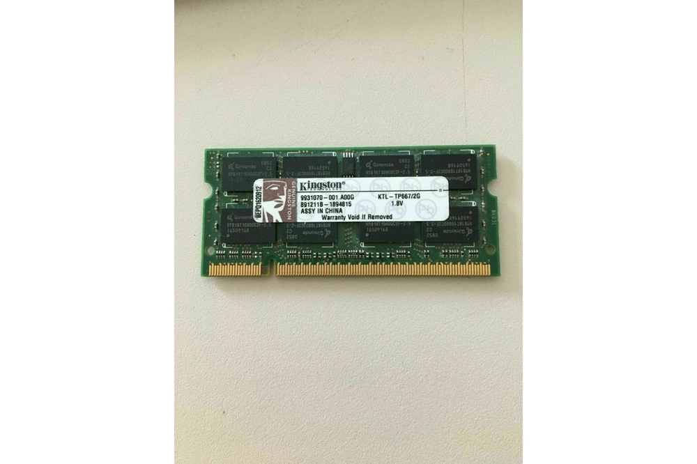 2 GB DDR2 RAM 200-pin SO-DIMM PC2-5300S ``Kingston KVR667D2S5/2G`` 9931070