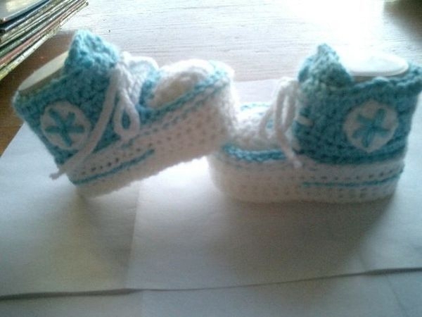 viele schöne Babyschuhe für Mädchen+ Jungs" -Handarbeit-