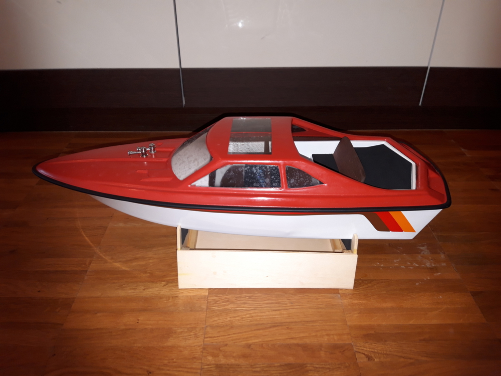 Robbe Katja No.1020 Modell Boot, im original Karton, schön gebaut, TOP Schnäppchen