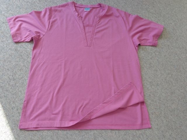 Bluse Shirt Blusenshirt Gr. XXL bzw. ca. Gr. 50, 8,00 Euro