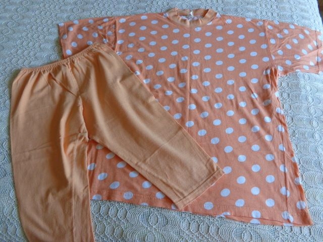 Set 2-Teiler Shirt und 3/4-Hose Gr. 146/152 fällt aber größer aus orange-weiß-gepunktet