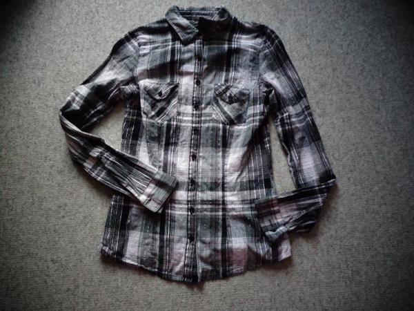 Damenbekleidung Bluse Langarm Gr. S bzw. ca. Gr. 36, schwarz/weiß/Silberfaden