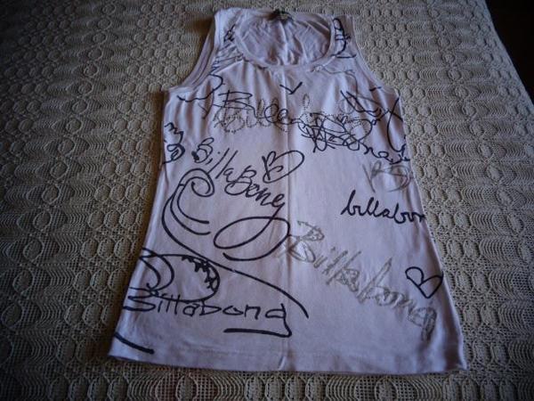 Shirt Top weiß Gr. S bzw. ca. Gr. 36 mit Silbersteinchen und Silberschrift