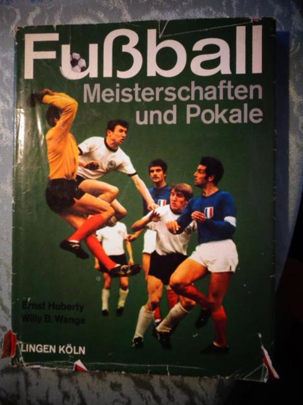 Vintage - Fußballbuch Fußball Meisterschaften und Pokale (1969)
