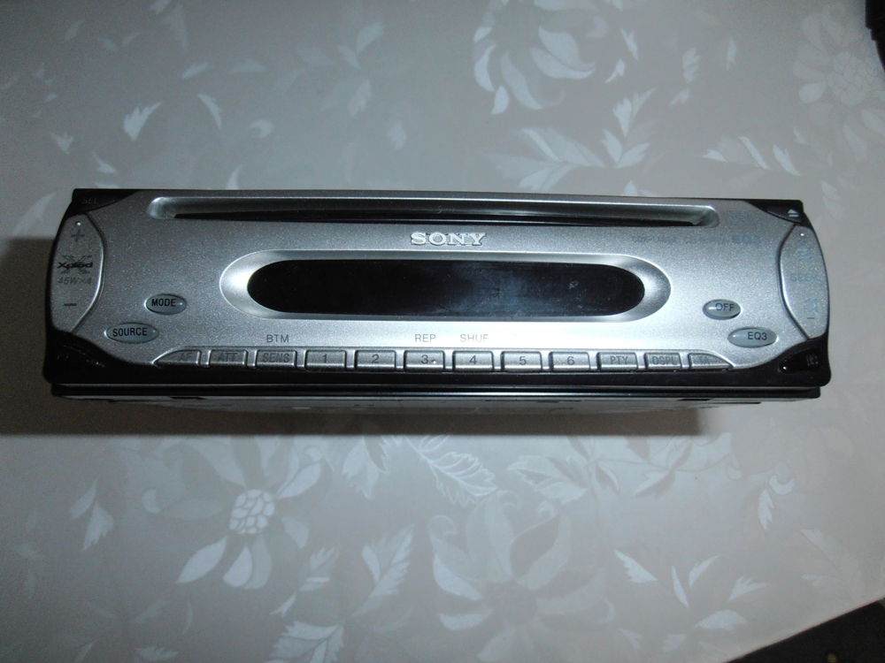 Sony CDXL48X EQ3, CD Tuner