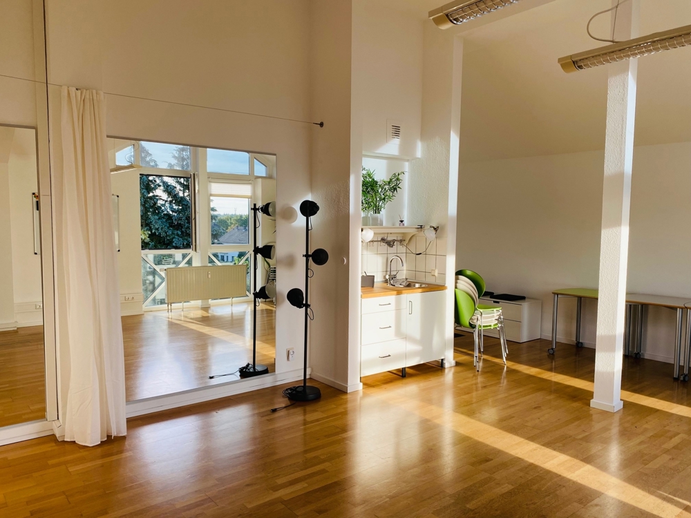  !!Raum/Loft für Yoga / Workshops / Tanzen / Atelier