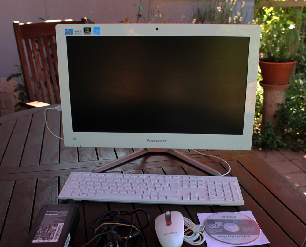 Kompakt PC LENOVO C440 weiß Windows 8