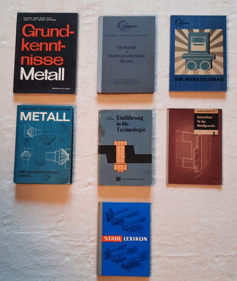 Sachbücher-Konvolut: 22 Bücher, Bereich: Handwerk Metall Holz